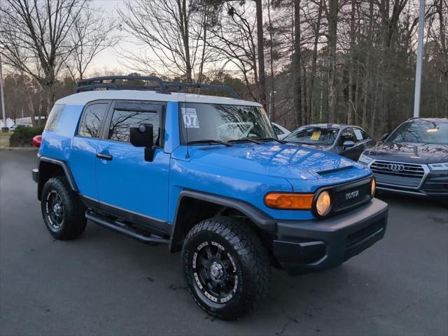 used 2007 Toyota FJ Cruiser car, priced at $17,200