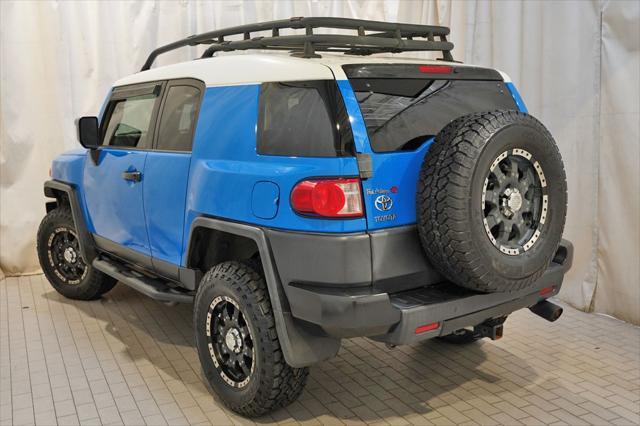 used 2007 Toyota FJ Cruiser car, priced at $17,200