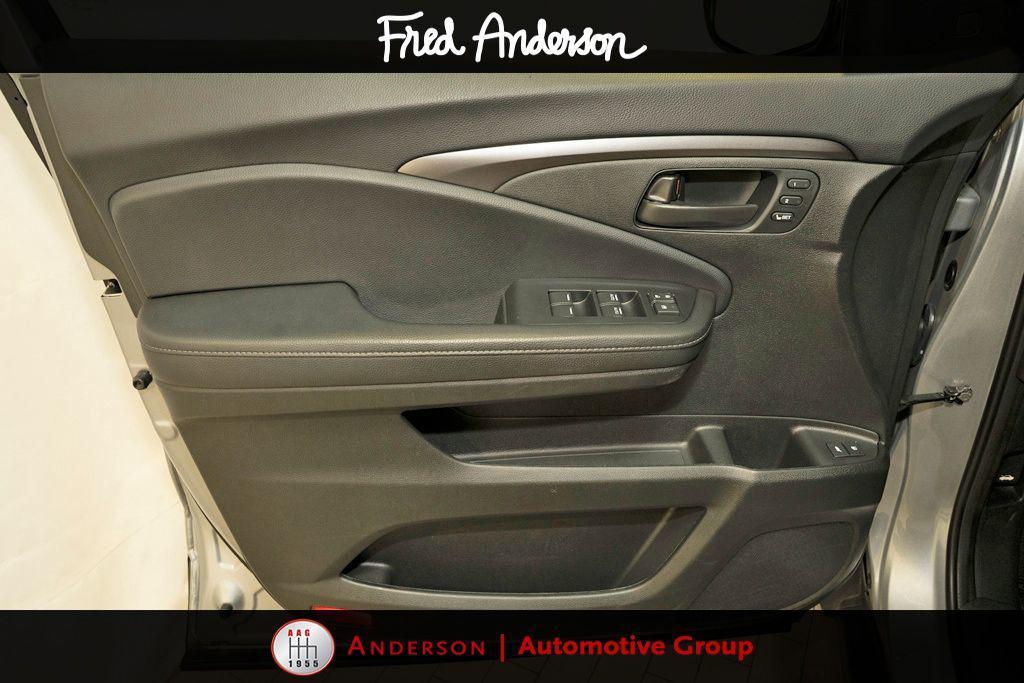 used 2024 Honda Passport car, priced at $34,461