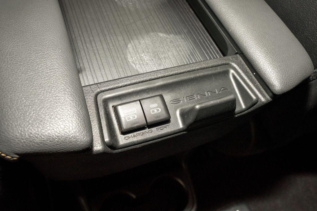 used 2022 Toyota Sienna car, priced at $35,191