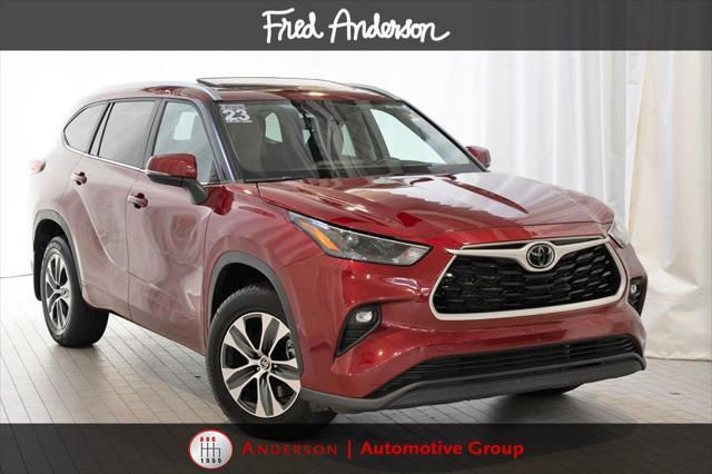 used 2023 Toyota Highlander car, priced at $40,962