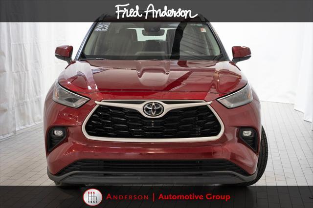 used 2023 Toyota Highlander car, priced at $40,962