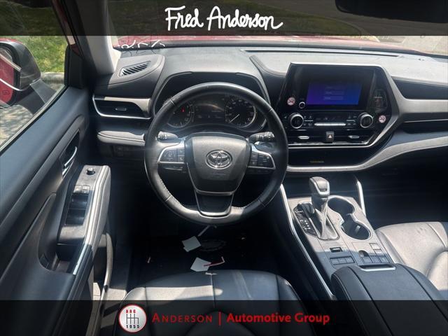 used 2023 Toyota Highlander car, priced at $40,962