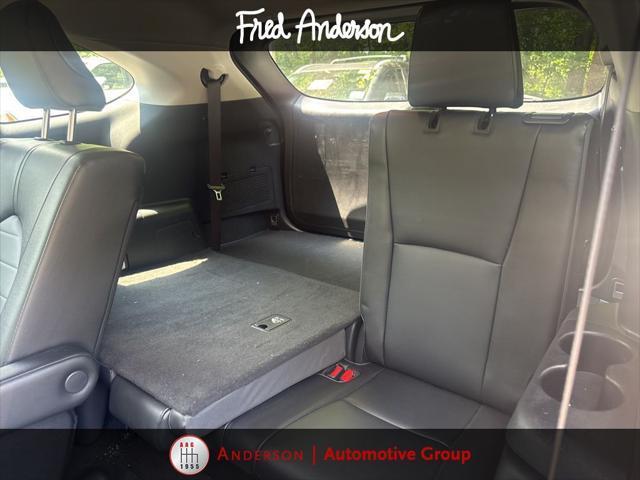 used 2023 Toyota Highlander car, priced at $40,962