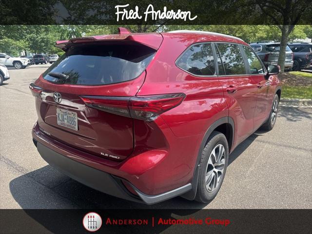 used 2023 Toyota Highlander car, priced at $40,962