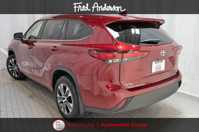 used 2023 Toyota Highlander car, priced at $40,962