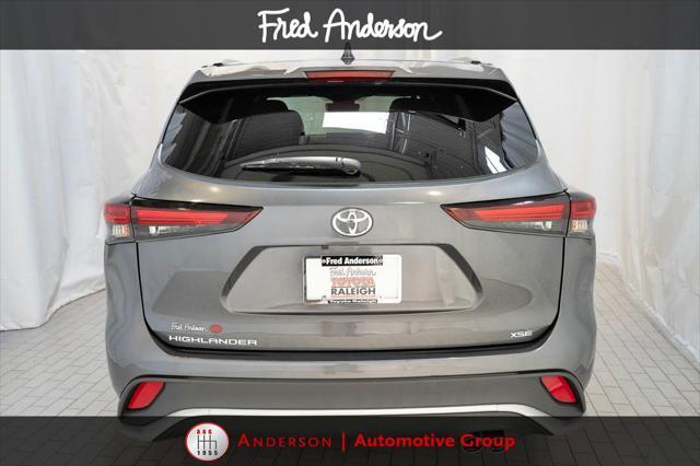 used 2024 Toyota Highlander car, priced at $44,047
