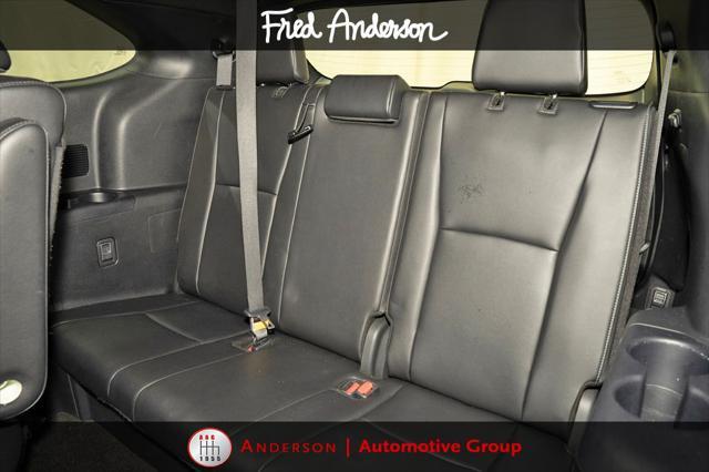 used 2024 Toyota Highlander car, priced at $44,047