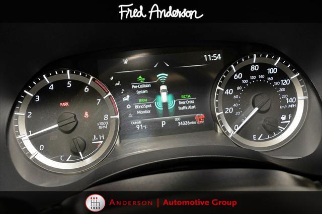 used 2024 Toyota Highlander car, priced at $44,047