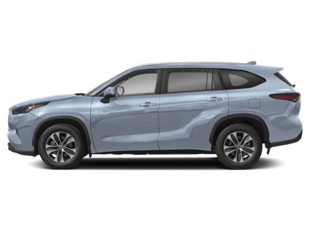 used 2023 Toyota Highlander car, priced at $40,250