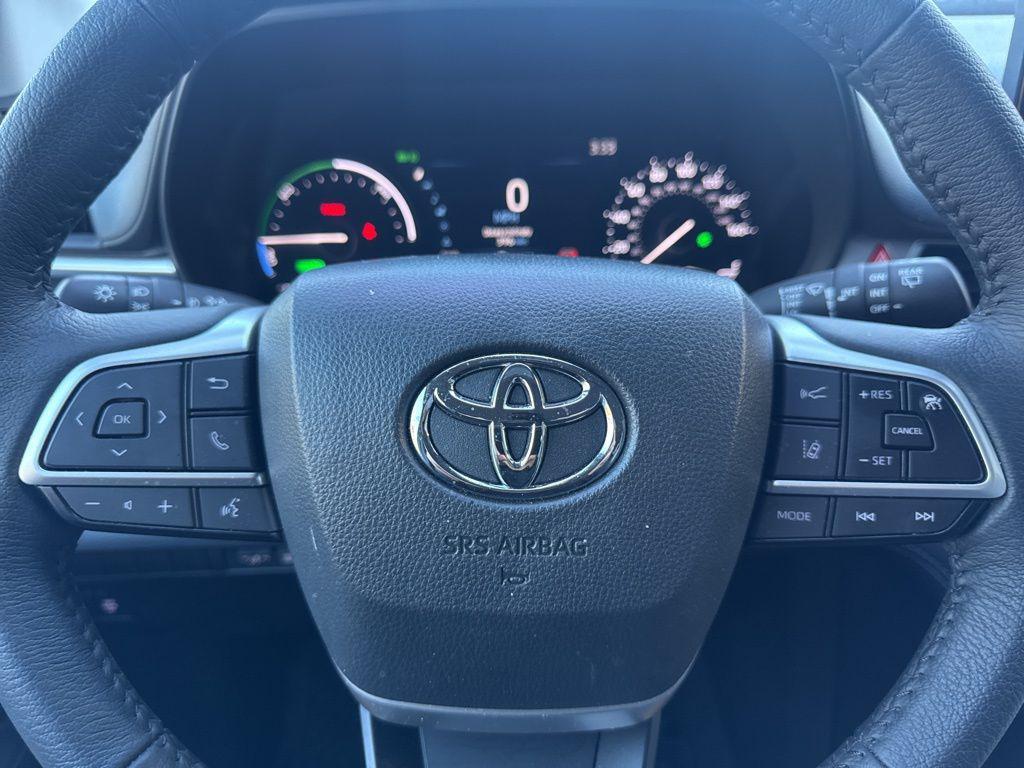 used 2025 Toyota Sienna car, priced at $45,855