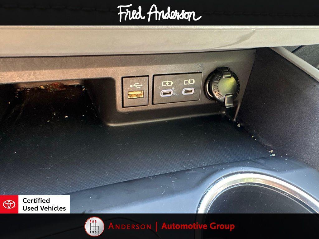 used 2023 Toyota Highlander car, priced at $38,364