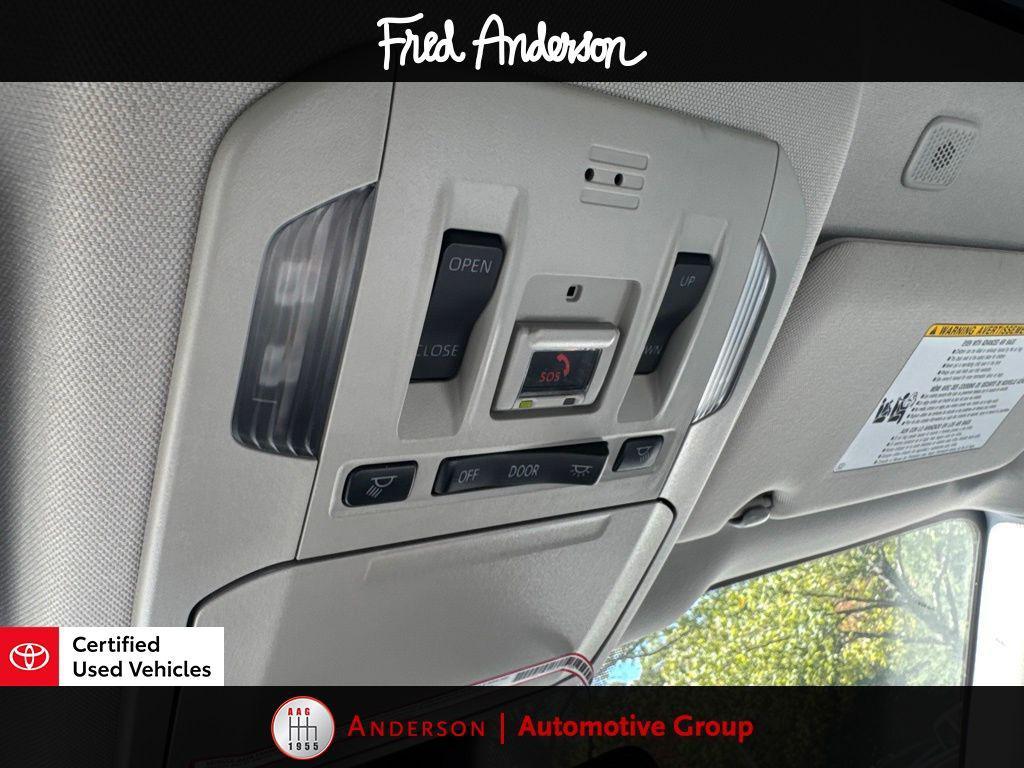 used 2023 Toyota Highlander car, priced at $38,364