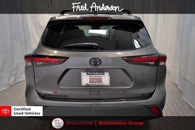 used 2024 Toyota Highlander car, priced at $42,833