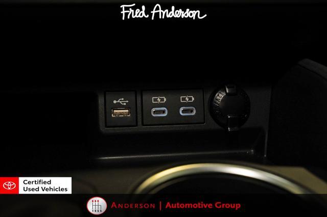 used 2024 Toyota Highlander car, priced at $42,833