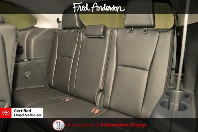 used 2024 Toyota Highlander car, priced at $42,833