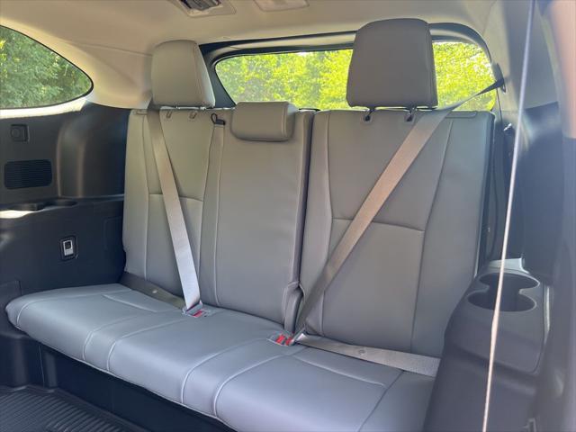 new 2025 Toyota Highlander car, priced at $48,913