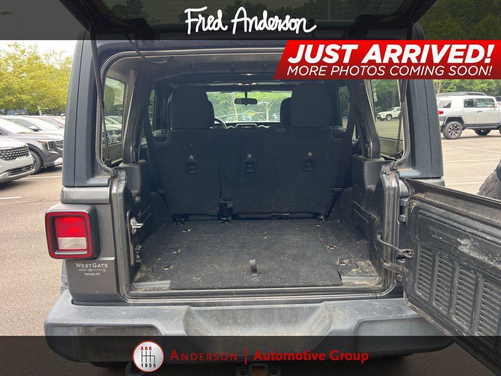 used 2020 Jeep Wrangler Unlimited car, priced at $25,318