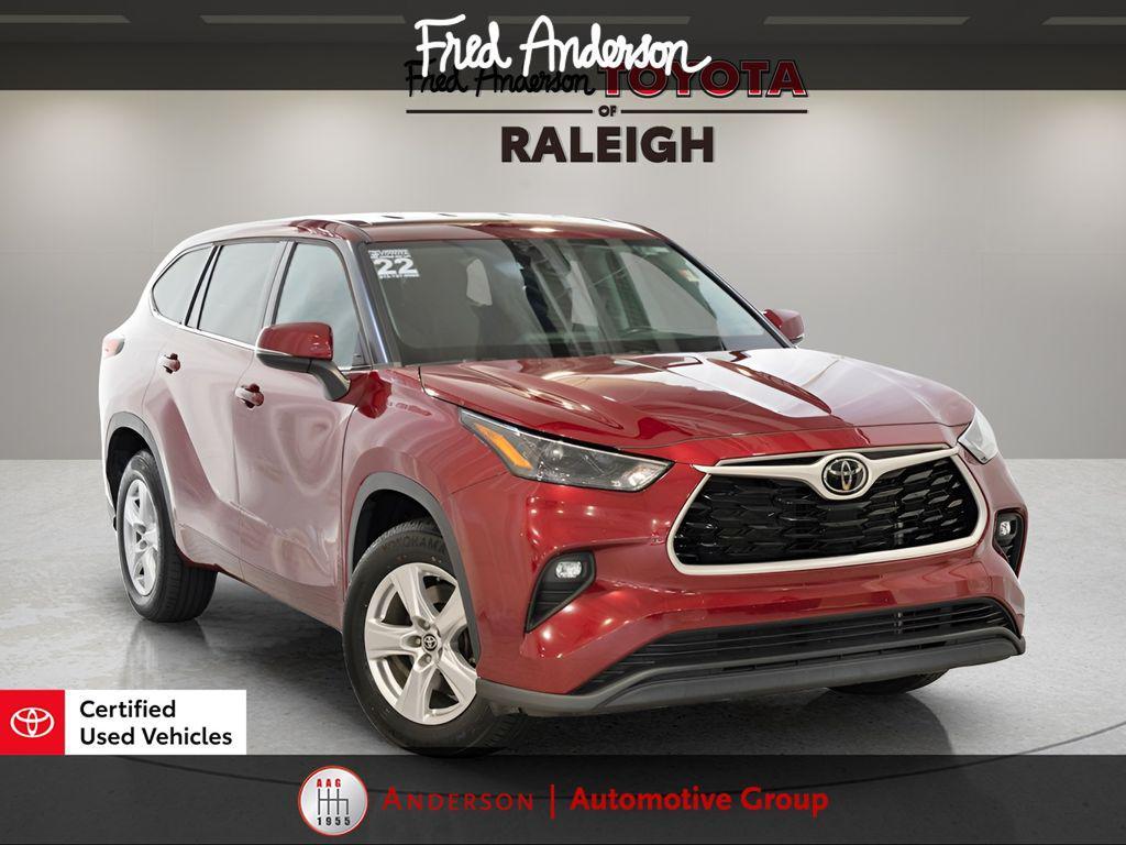 used 2022 Toyota Highlander car, priced at $28,454