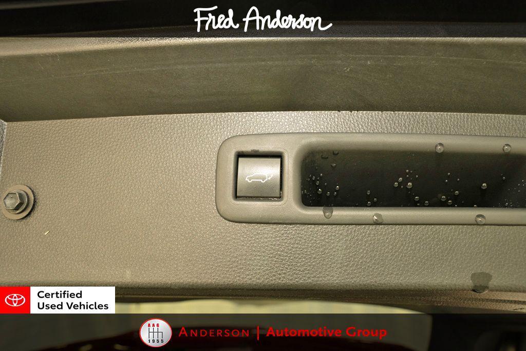 used 2022 Toyota Highlander car, priced at $29,999