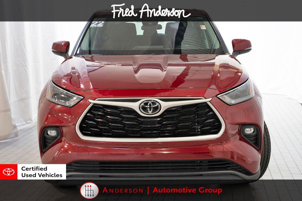 used 2022 Toyota Highlander car, priced at $29,999