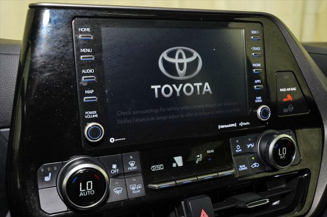 used 2022 Toyota Highlander car, priced at $37,014