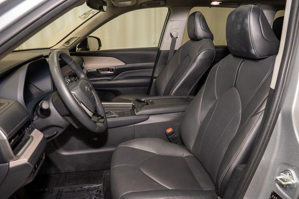 used 2024 Toyota Grand Highlander car, priced at $47,515