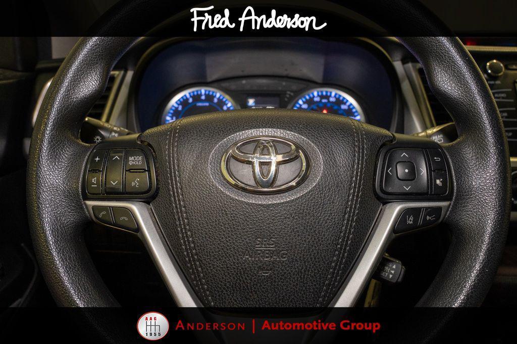 used 2018 Toyota Highlander car, priced at $18,498
