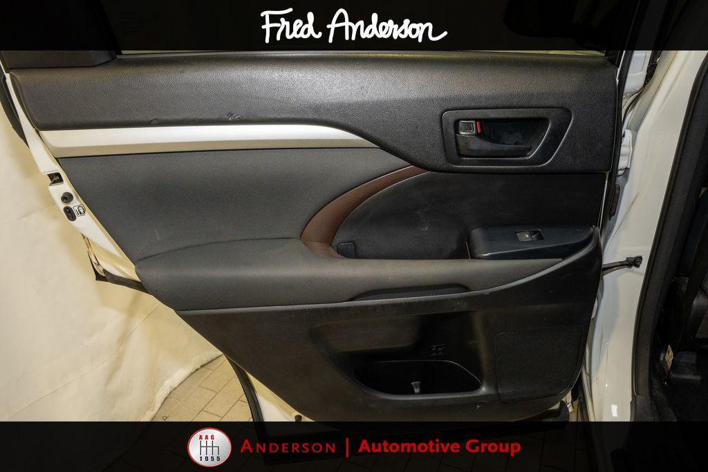 used 2018 Toyota Highlander car, priced at $18,498