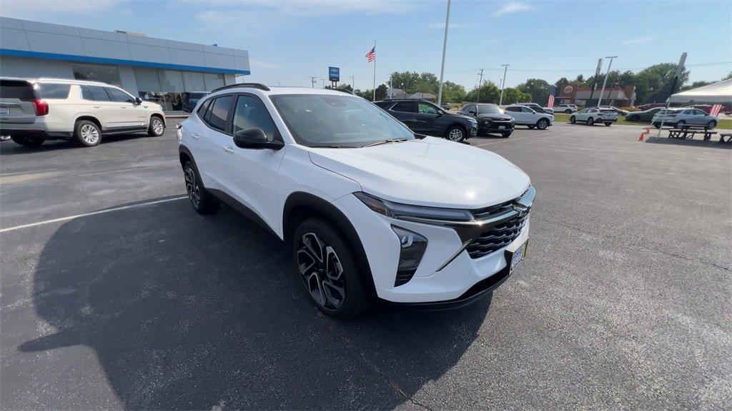 used 2024 Chevrolet Trax car, priced at $23,997