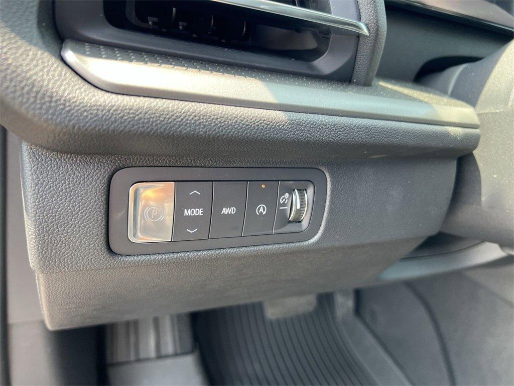 new 2025 Chevrolet Traverse car, priced at $50,920