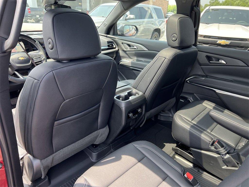 new 2025 Chevrolet Traverse car, priced at $50,920