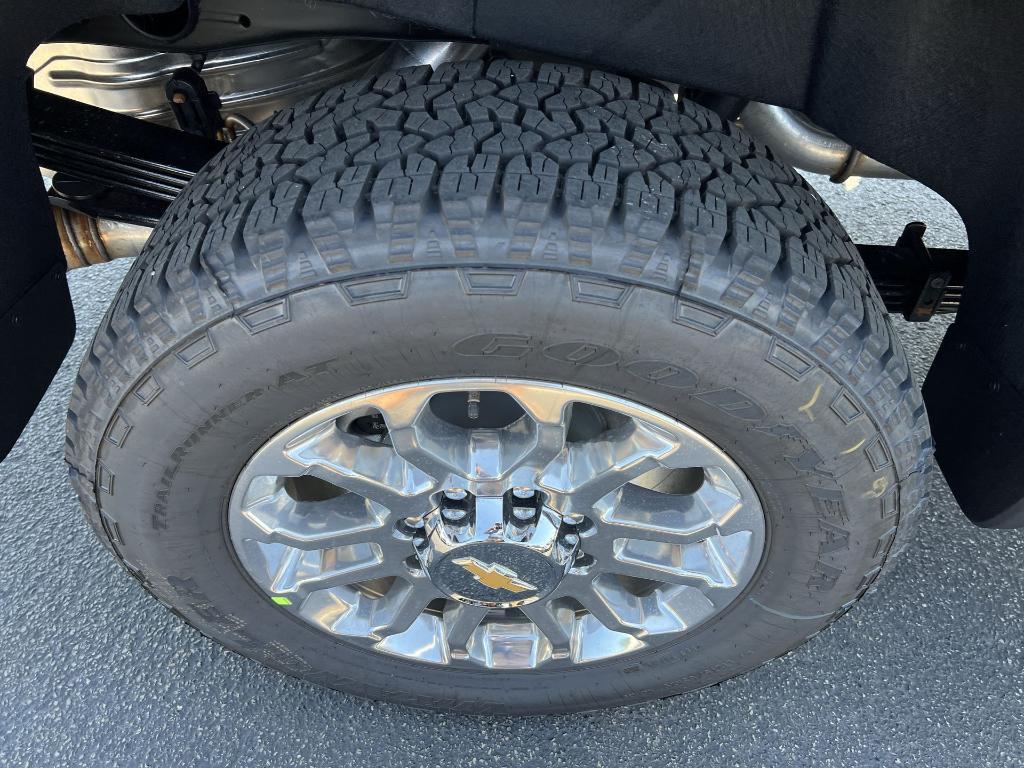 new 2025 Chevrolet Silverado 2500 car, priced at $78,393