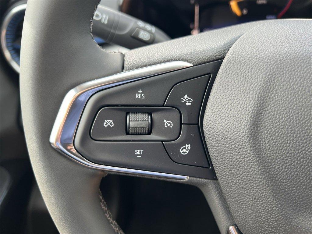 new 2025 Chevrolet Trax car, priced at $24,600