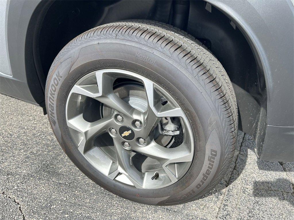 new 2025 Chevrolet Trax car, priced at $24,600