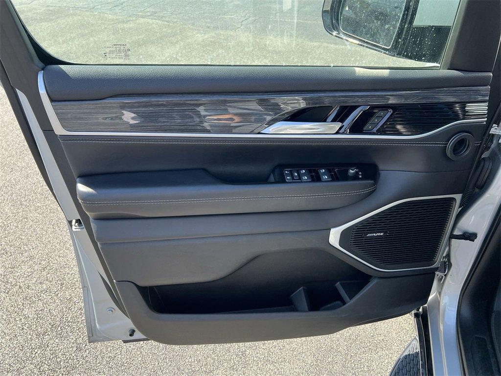 used 2022 Jeep Wagoneer car, priced at $37,599