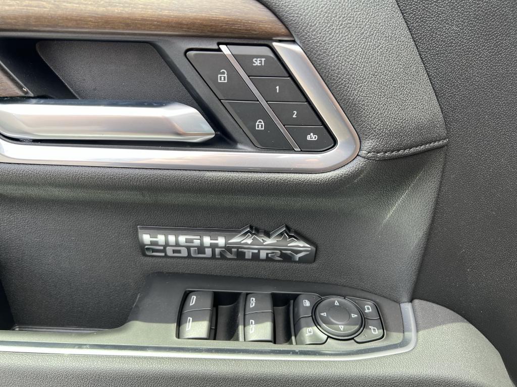 new 2025 Chevrolet Silverado 1500 car, priced at $74,267