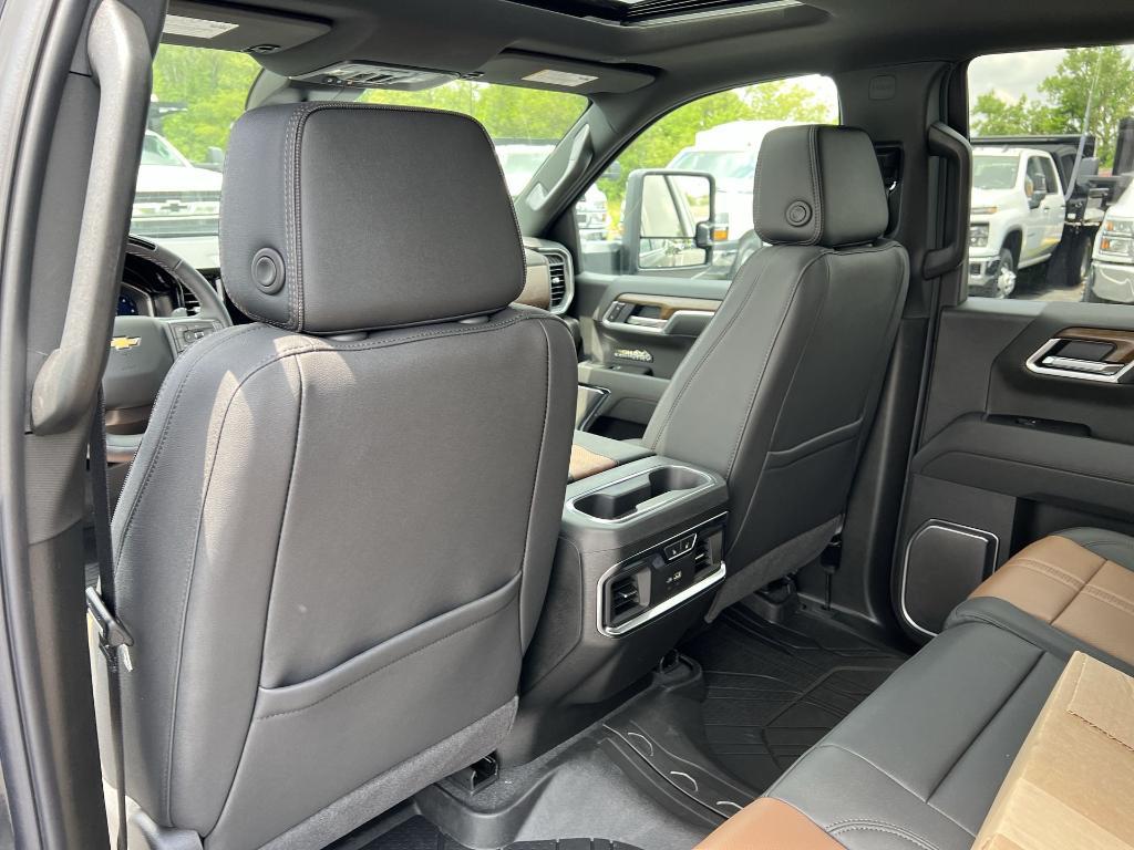 new 2025 Chevrolet Silverado 1500 car, priced at $74,267