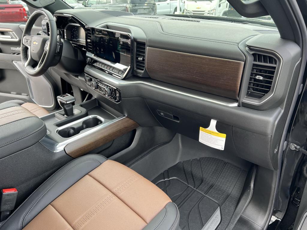 new 2025 Chevrolet Silverado 1500 car, priced at $73,767