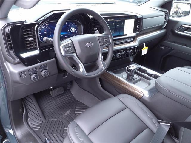 new 2025 Chevrolet Silverado 1500 car, priced at $61,911