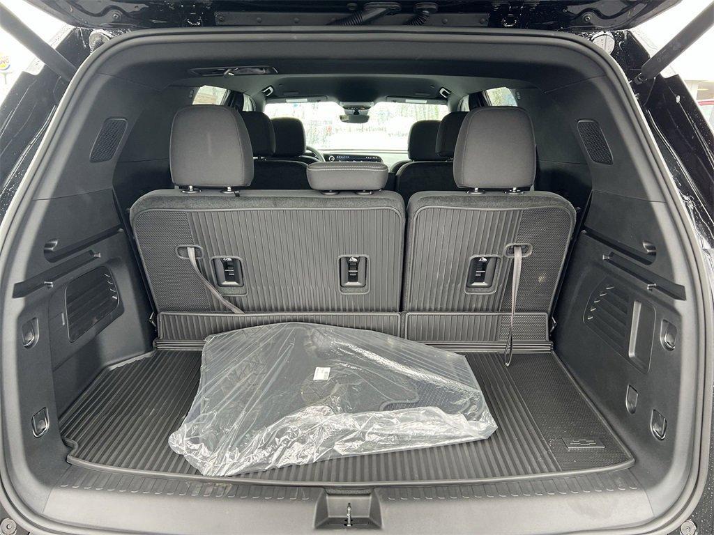 new 2026 Chevrolet Traverse car, priced at $48,374
