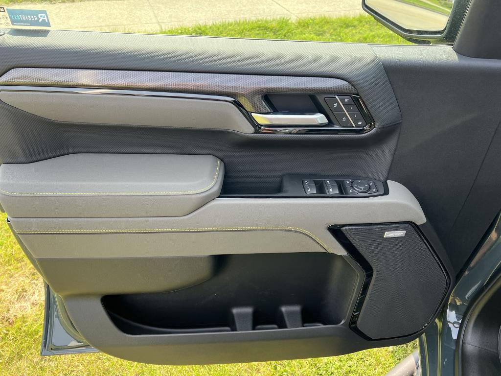 new 2025 Chevrolet Silverado 1500 car, priced at $70,200