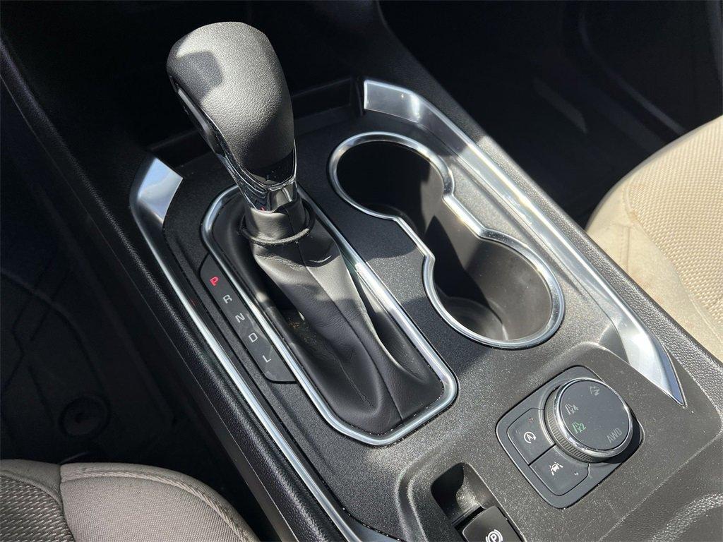 used 2023 Chevrolet Traverse car, priced at $25,170