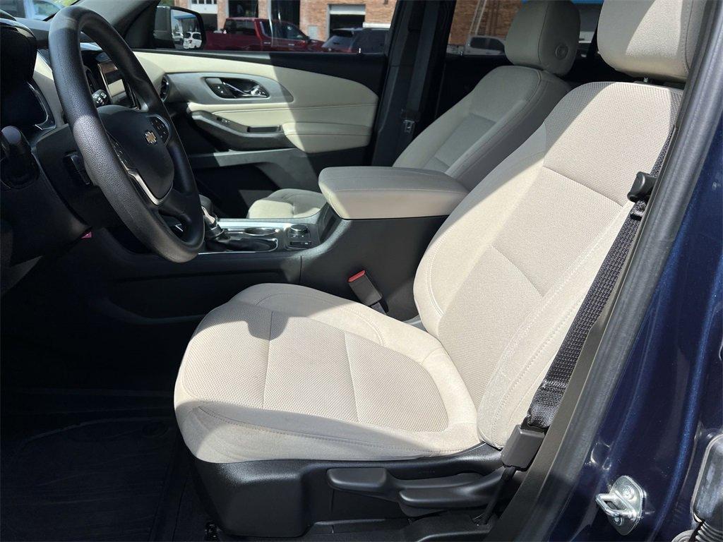 used 2023 Chevrolet Traverse car, priced at $25,170