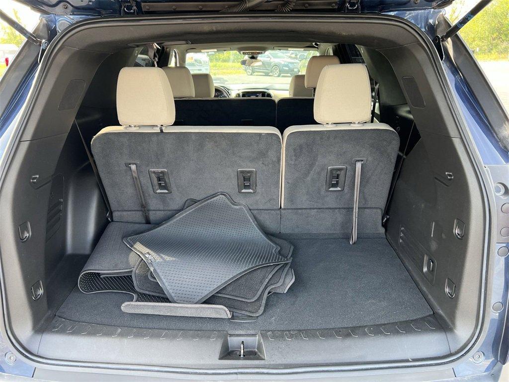 used 2023 Chevrolet Traverse car, priced at $25,170
