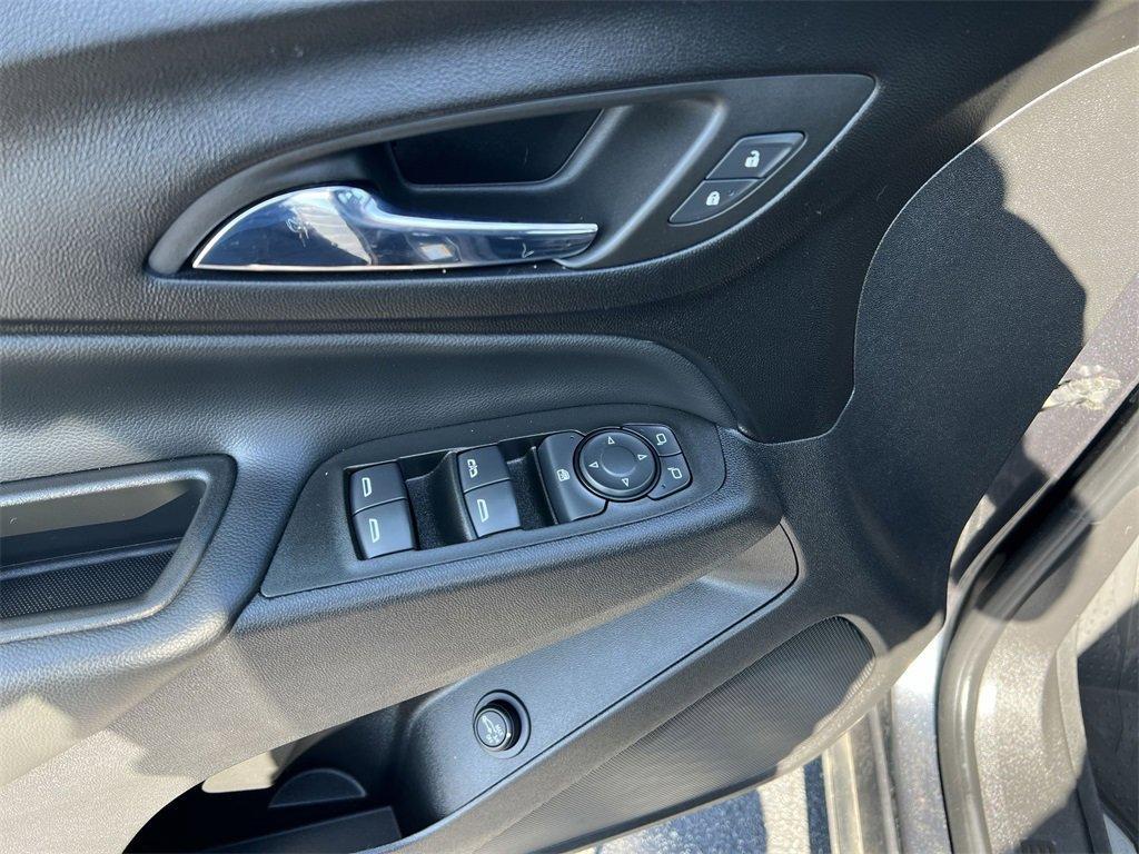 used 2022 Chevrolet Equinox car, priced at $22,351