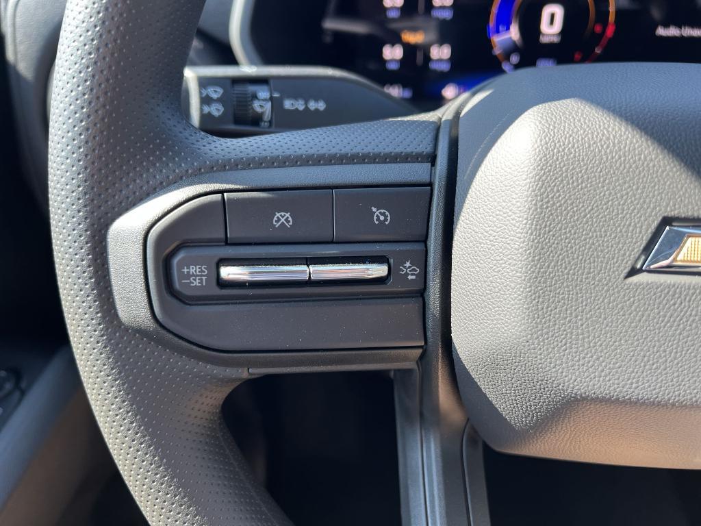 new 2025 Chevrolet Colorado car, priced at $32,055