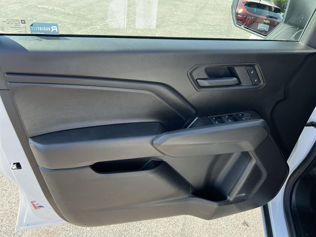 new 2025 Chevrolet Colorado car, priced at $32,055