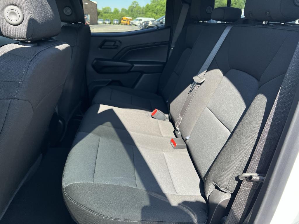 new 2025 Chevrolet Colorado car, priced at $32,055