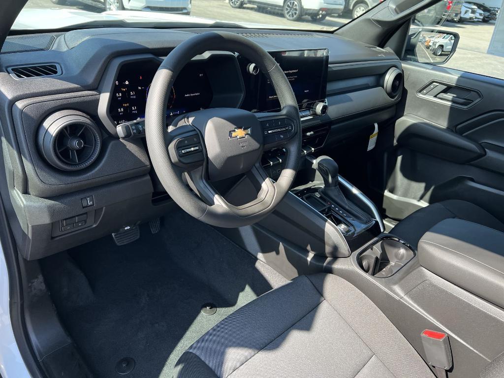 new 2025 Chevrolet Colorado car, priced at $32,055